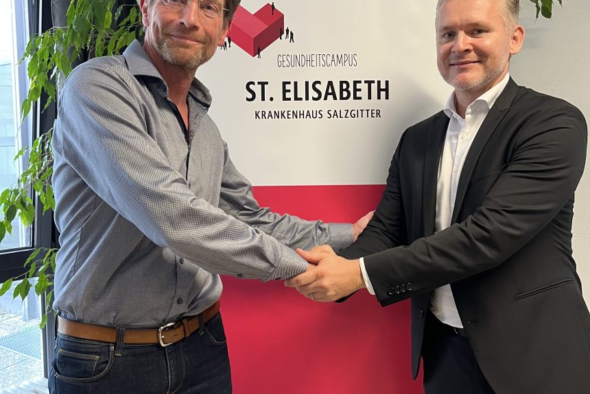 Generationswechsel im St. Elisabeth-Krankenhaus Salzgitter: Sebastian Margaschewski folgt als Geschäftsführer auf Lutz Blume